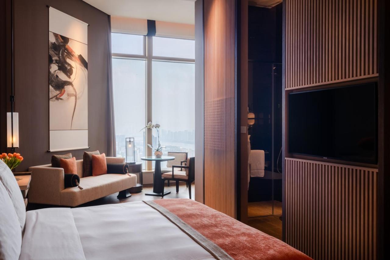 Jumeirah Guangzhou-Complimentary Shuttle Bus To Canton Fair Complex Exterior foto